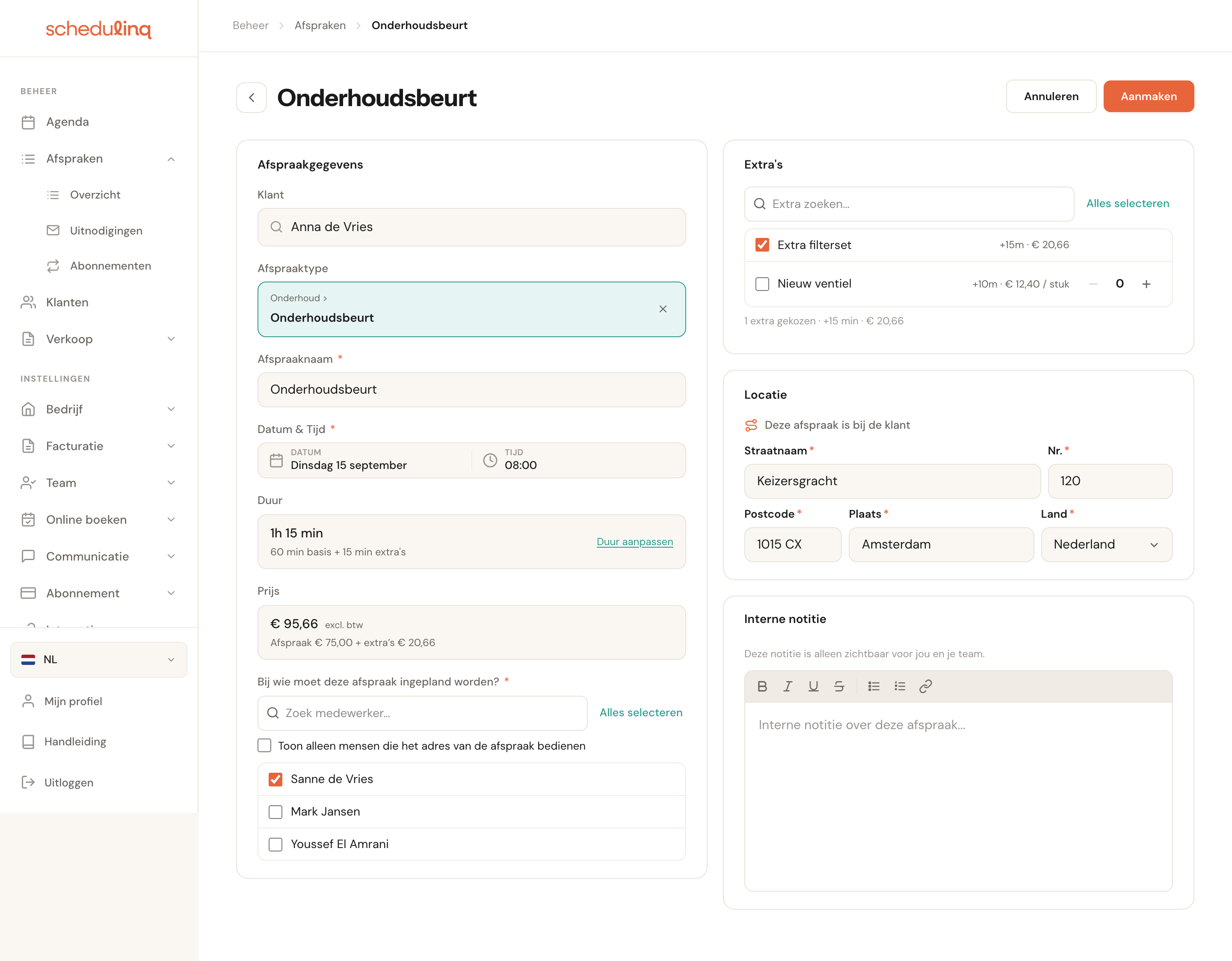 Het formulier Nieuwe afspraak, ingevuld vanuit de planner: klant Anna de Vries, Onderhoudsbeurt, dinsdag 15 september 08:00, 1 uur 15 minuten, Sanne de Vries aangevinkt, de extra filterset erbij en het adres van de klant.