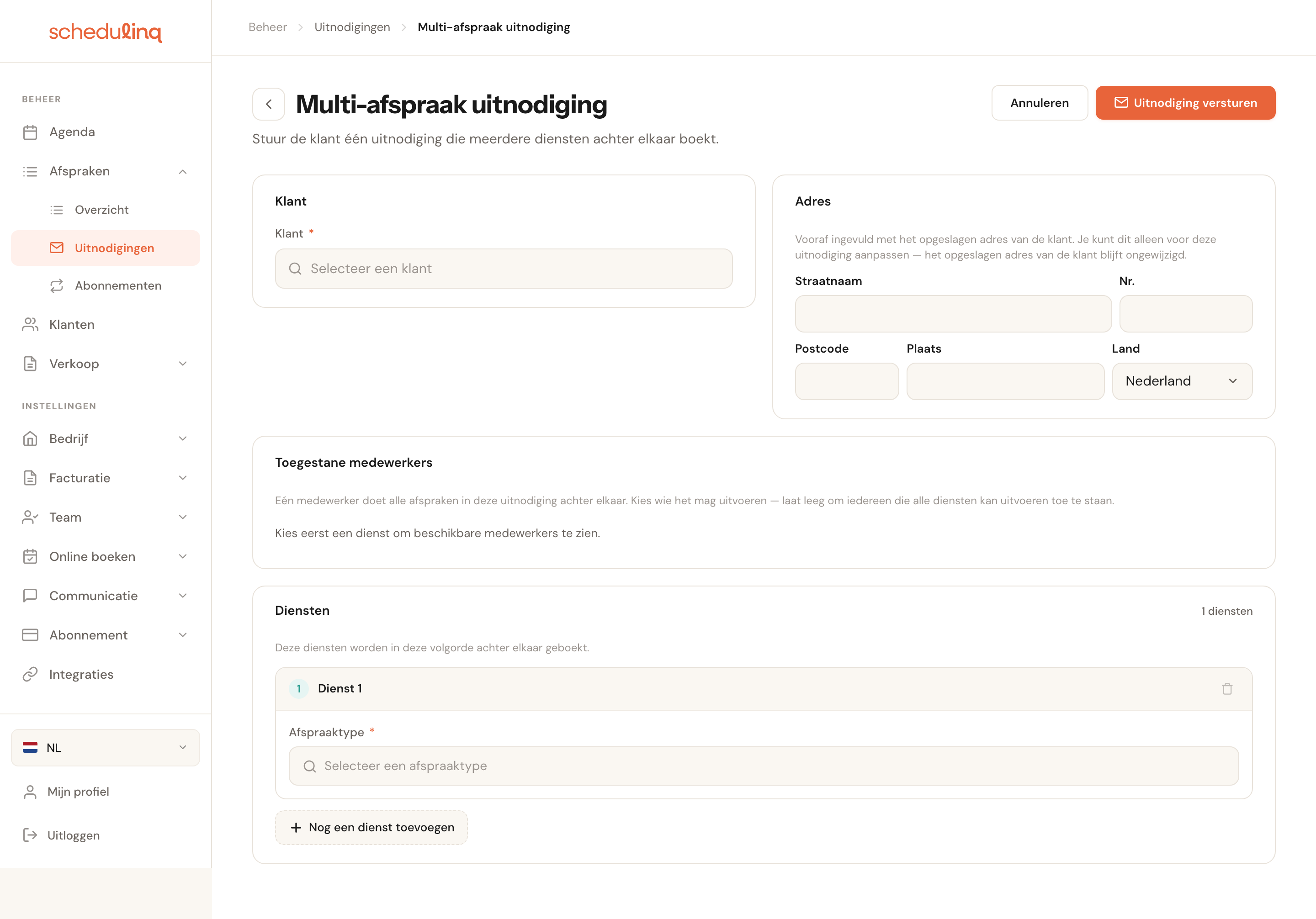 Het lege formulier met de blokken Klant, Adres, Toegestane medewerkers en Diensten.