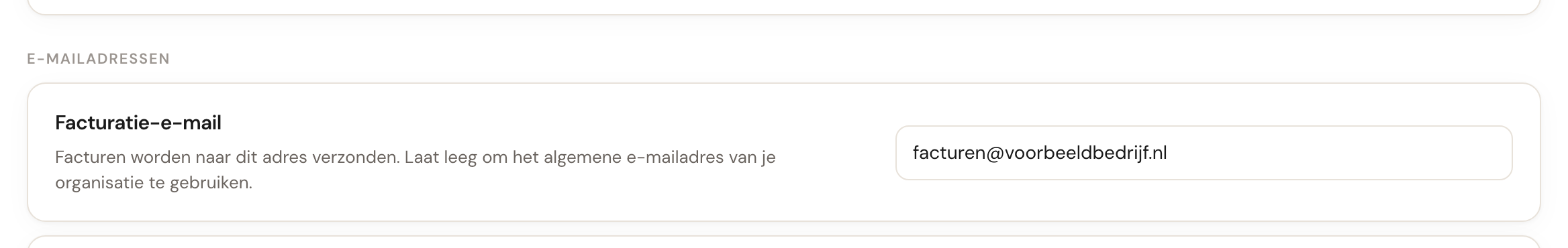 De kaart Facturatie-e-mail met een invoerveld.