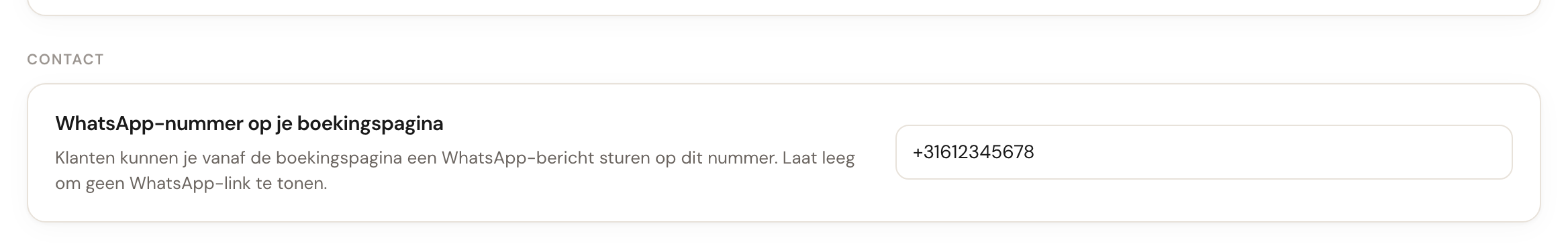 De kaart WhatsApp-nummer op je boekingspagina met een ingevuld telefoonnummer.