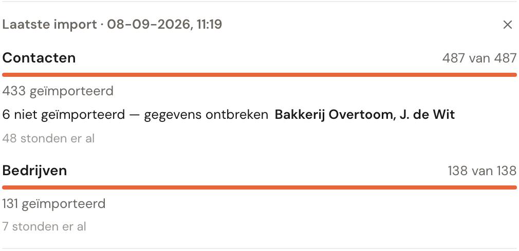 Het afgeronde paneel met de kop Laatste import, datum en tijd, aantallen per stap, een regel met records die niet zijn geïmporteerd omdat gegevens ontbreken, en een grijze regel dat er 48 al stonden.