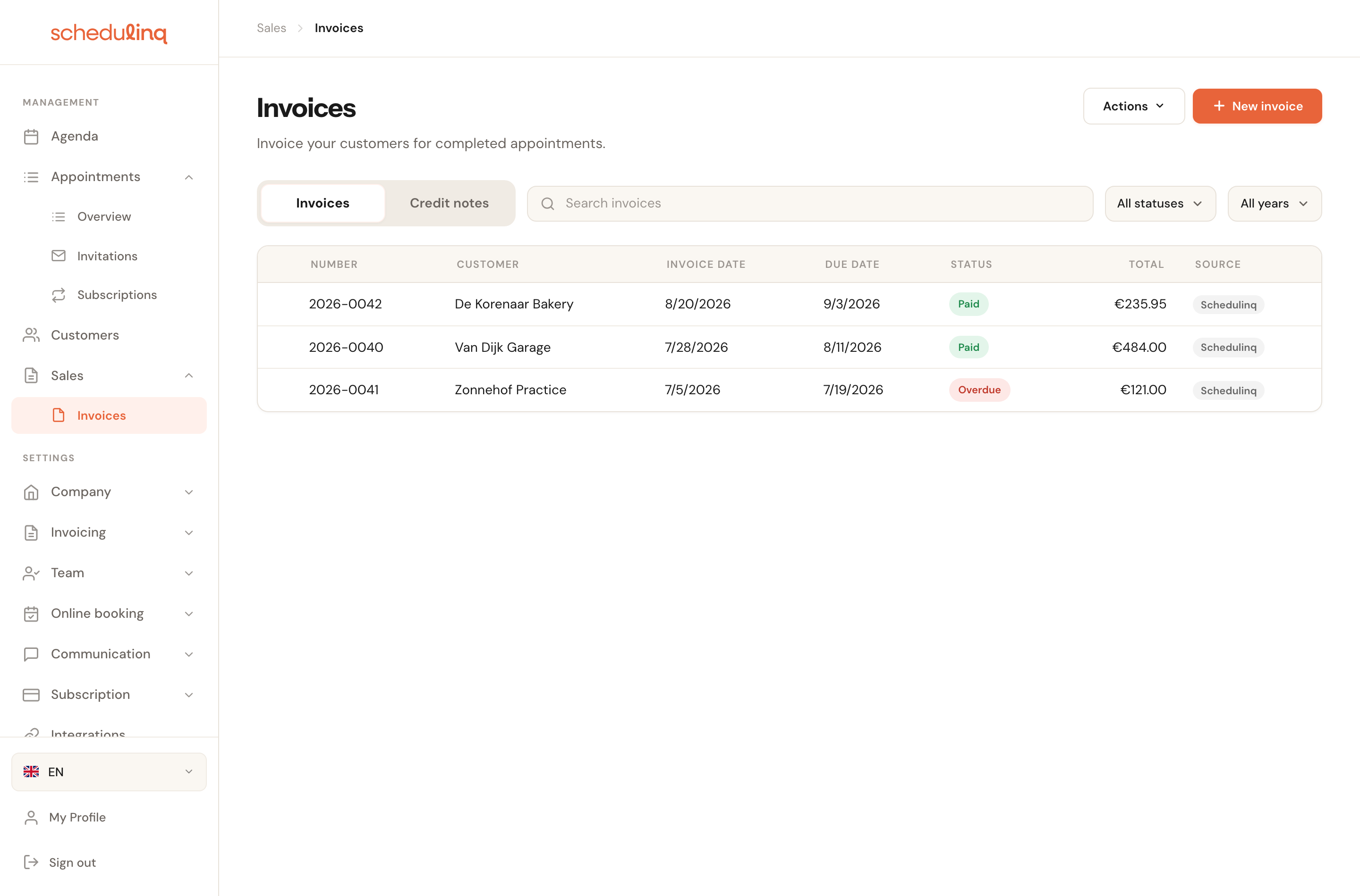 The invoice overview showing Paid and Overdue statuses.