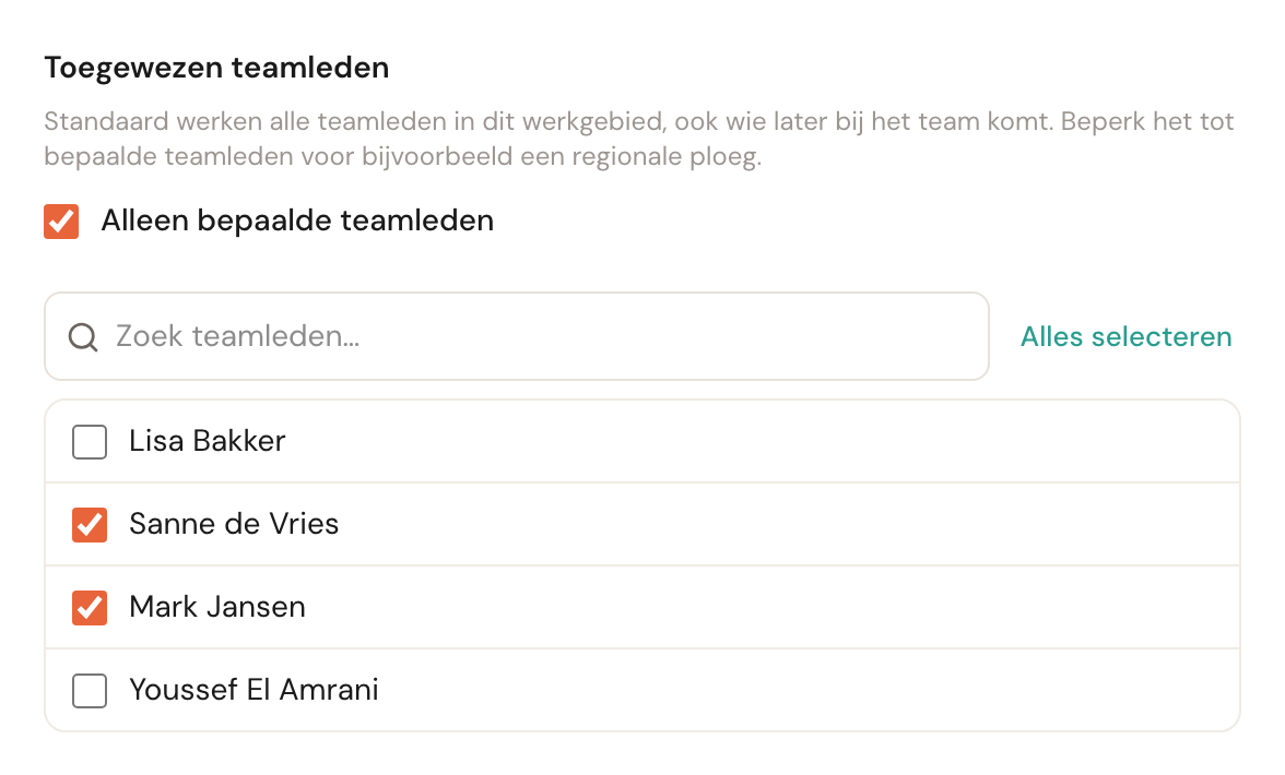 Het blok Toegewezen teamleden met Alleen bepaalde teamleden aangevinkt en twee van de vier teamleden gekozen.