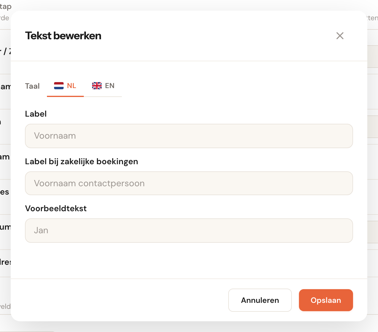 Het venster Tekst bewerken met de taalbalk NL/EN en de vakken Label, Label bij zakelijke boekingen en Voorbeeldtekst.