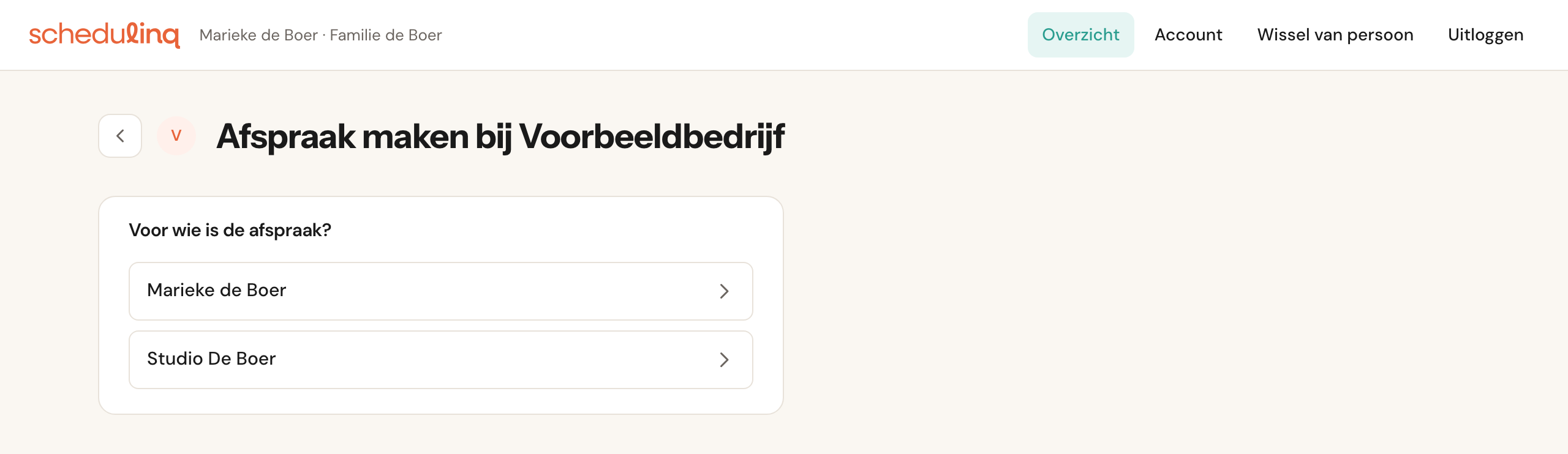 De pagina Afspraak maken bij Voorbeeldbedrijf met de vraag Voor wie is de afspraak? en de keuzes Marieke de Boer en Studio De Boer.